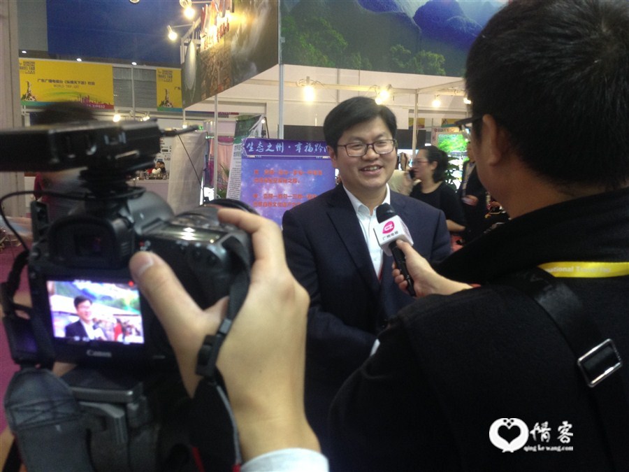 黔南州旅游发展委员会主任谭夔还接受广州电视台采访.jpg